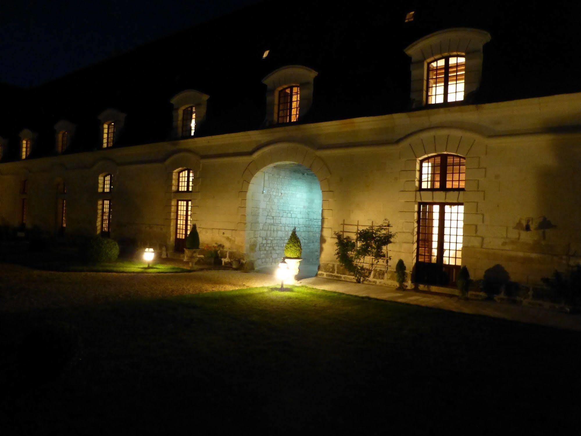 Le Clos Chavigny Lerne Екстер'єр фото