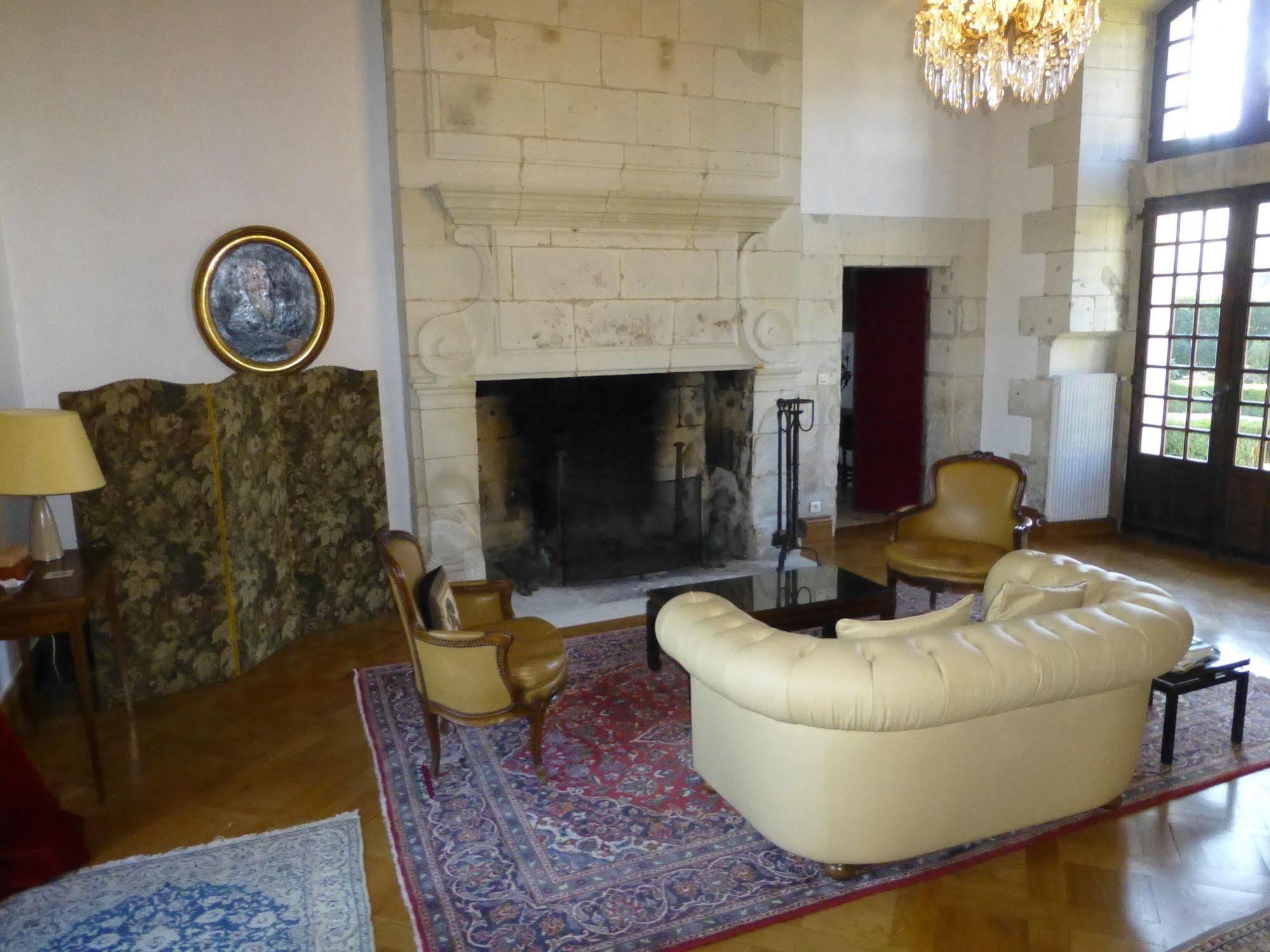 Le Clos Chavigny Lerne Екстер'єр фото