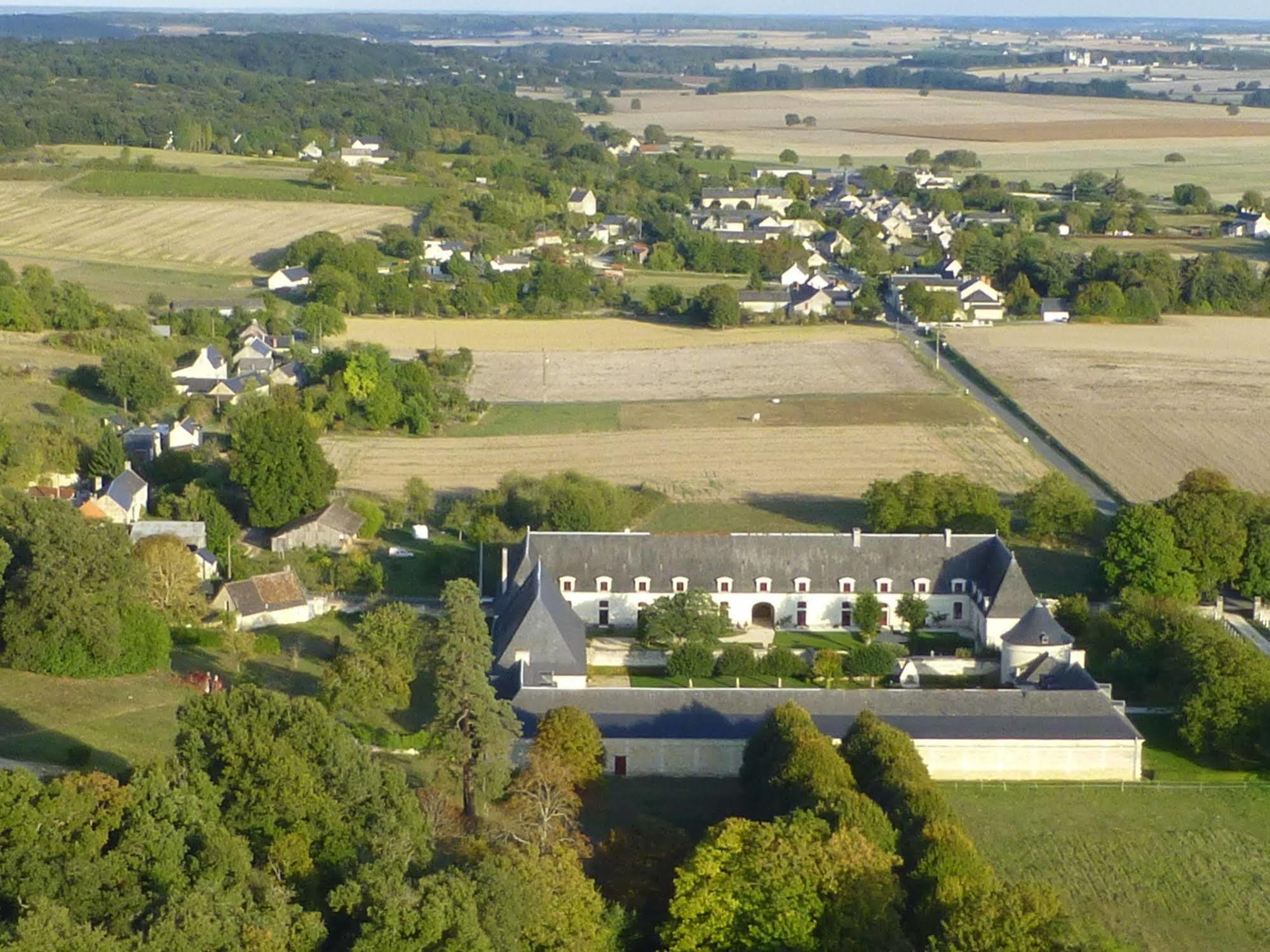 Le Clos Chavigny Lerne Екстер'єр фото